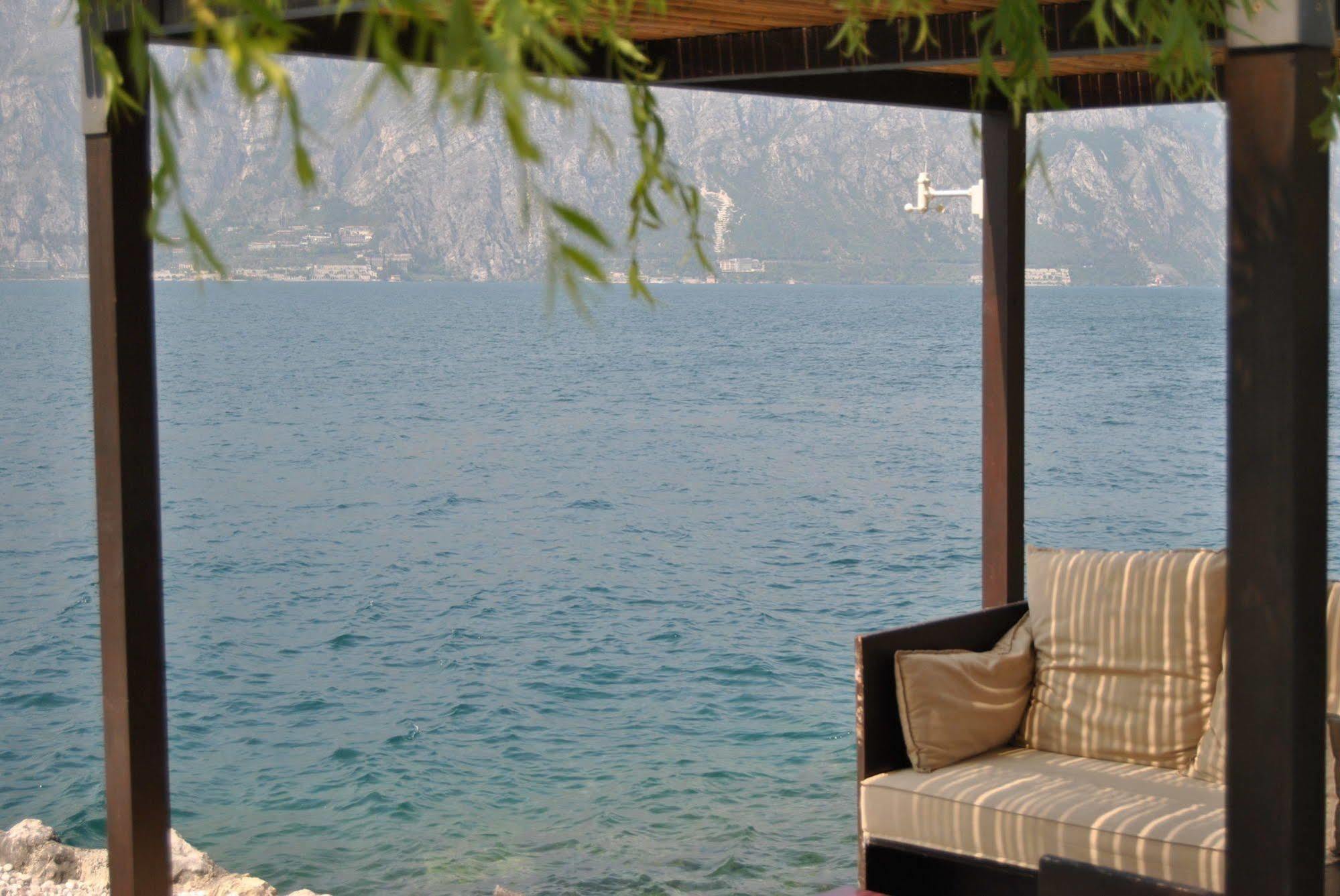 Hotel Sailing Center Malcesine Exterior photo